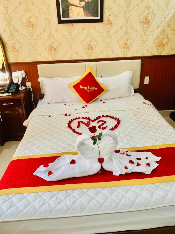 Hotel Khach San Nam Son Dong Khe Exteriér fotografie