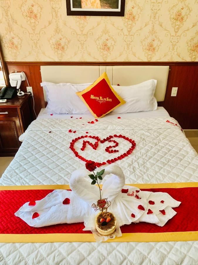 Hotel Khach San Nam Son Dong Khe Exteriér fotografie